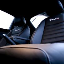 Vw beetle sport black with silver stitching 005