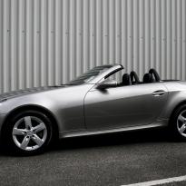 Merc 171 slk roadster black with silver stitching 001