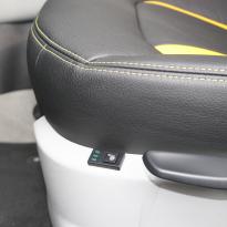 Audi a1 sptback se black with yellow inserts(10)